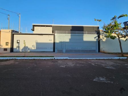 Casa-Térrea em Jardim Seminário