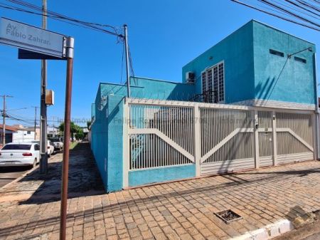 Imóvel Comercial em Vila Carvalho