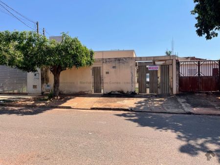 Casa-Térrea em Taquaral Bosque