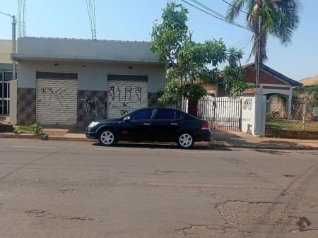 Casa Comercial em Caiçara
