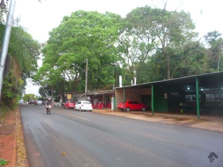Área em Jardim Centenário