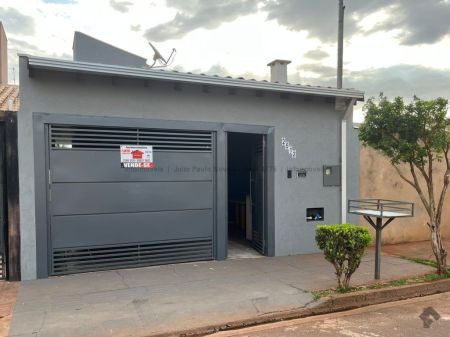 Casa-Térrea em Aero Rancho