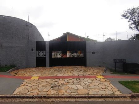 Sobrado em Jardim Seminário