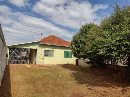 Casa-Térrea em Portal Caiobá