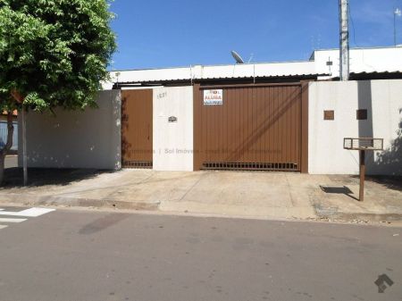 Casa-Térrea em Bela Vista