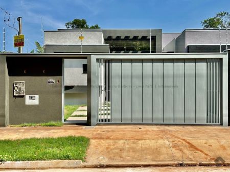 Casa-Térrea em Rita Vieira