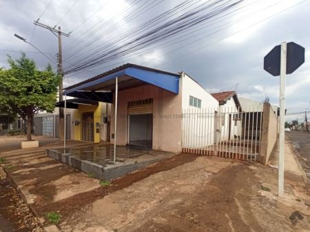 Casa Comercial em Aero Rancho