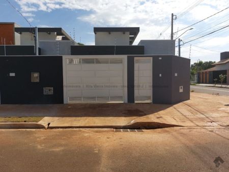 Casa-Térrea em Rita Vieira