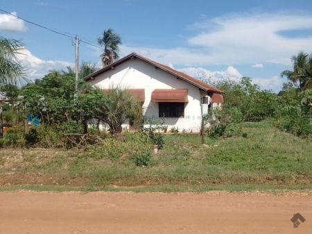 Casa-Térrea em Vila Donária