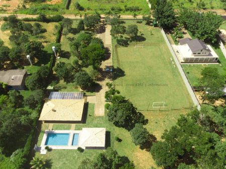 Chácara em Jardim Veraneio