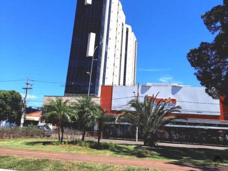 Sala / Salão / Loja em Centro