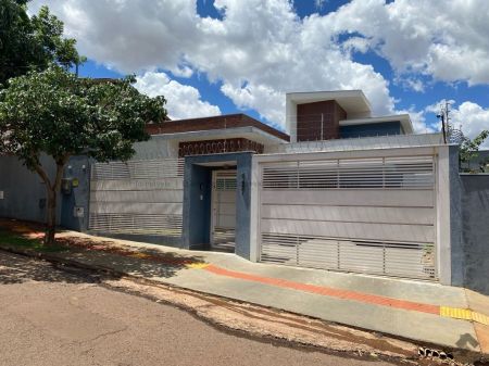 Casa-Térrea em Loteamento Água Limpa Park