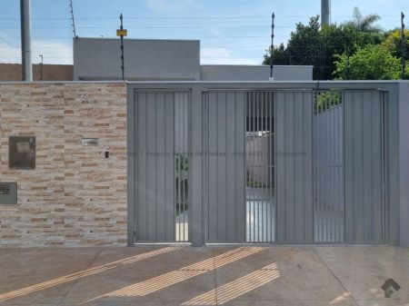 Casa-Térrea em Vila Nasser