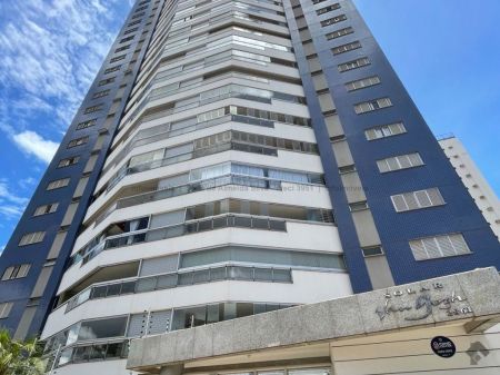 Apartamento em Jardim dos Estados