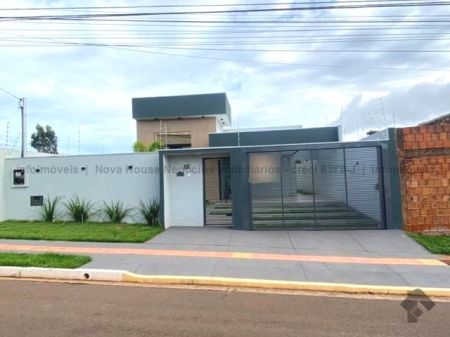 Casa-Térrea em Jardim Seminário