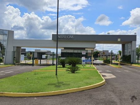 Terreno-Condomínio em Residencial Shalom