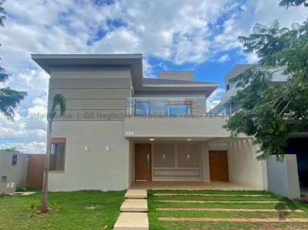 Sobrado-Condomínio em Residencial Alphaville III