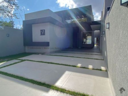 Casa-Térrea em Rita Vieira