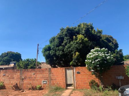 Terreno em Jardim Samambaia