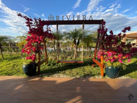 Terreno-Condomínio em Riviera Home Club