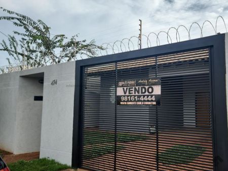 Casa-Térrea em Rita Vieira