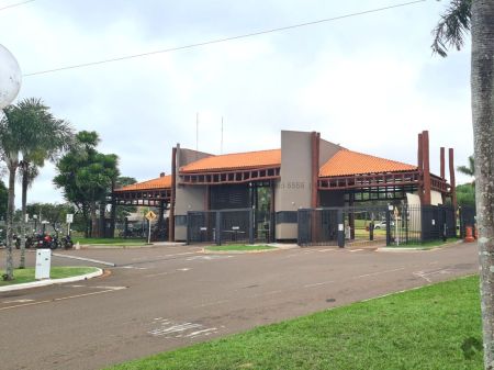 Terreno-Condomínio em Terras do Golfe