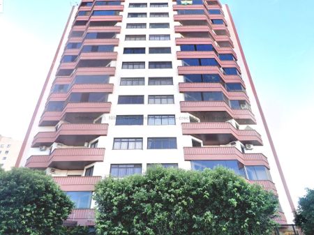 Apartamento em Centro