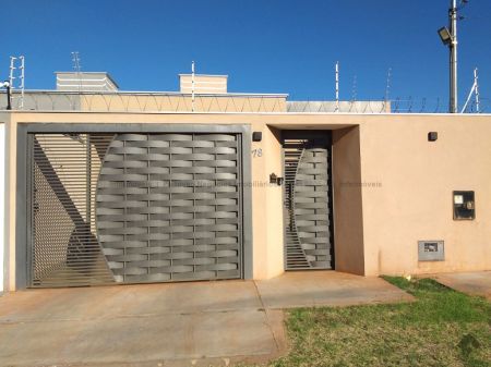 Casa-Térrea em Rita Vieira