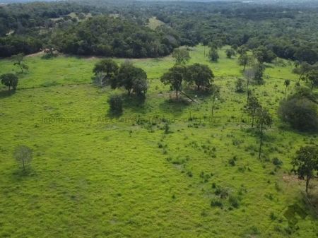 Fazenda em Zona Rural
