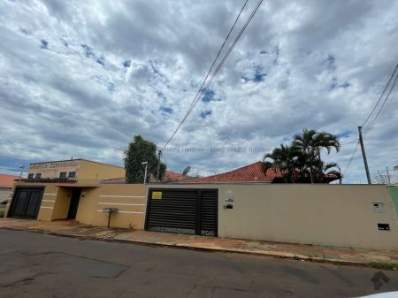 Casa-Térrea em Vila Bandeirante