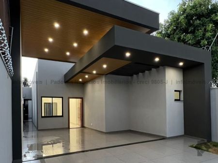 Casa-Térrea em Rita Vieira