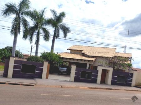 Casa-Térrea em Jardim José Antonio