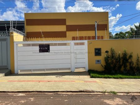 Casa-Térrea em Vila Manoel Taveira