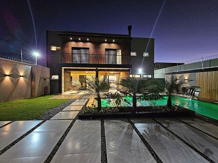 Casa-Térrea em Rita Vieira