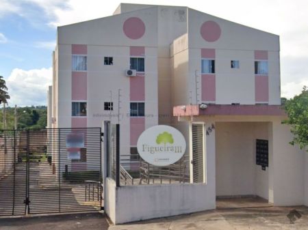 Apartamento em Mata do Segredo