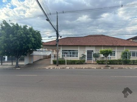Casa-Térrea em Jardim São Bento