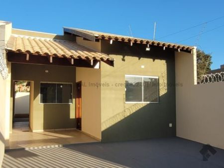 Casa-Térrea em Jardim Columbia
