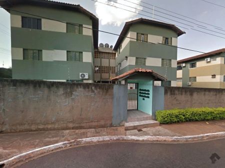 Apartamento em Núcleo Habitacional Aero Rancho V