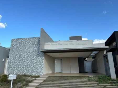 Casa-Térrea-Condomínio em Residencial Alphaville II