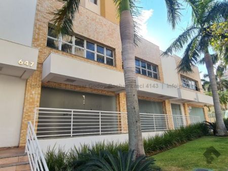 Sala / Salão / Loja em Centro