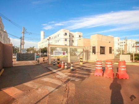 Apartamento em Pioneiros