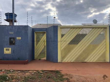 Casa-Térrea em Jardim São Conrado