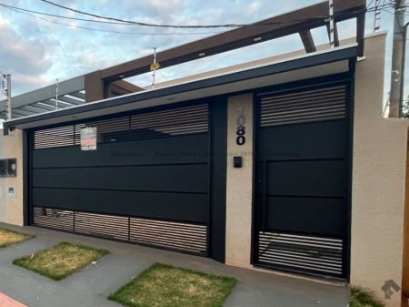 Casa-Térrea em Coronel Antonino