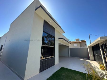 Casa-Térrea em Rita Vieira