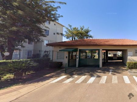 Casa-Térrea-Condomínio em Rita Vieira