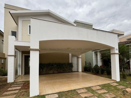 Sobrado-Condomínio em Tiradentes