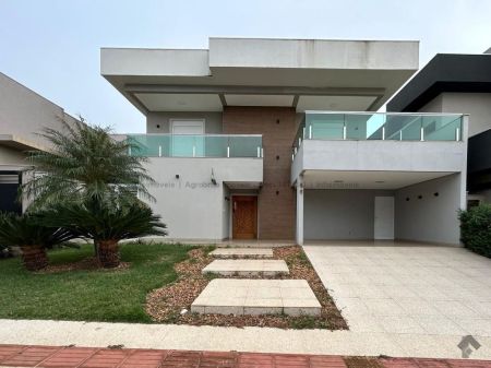 Sobrado-Condomínio em Pq. Residencial Damha III