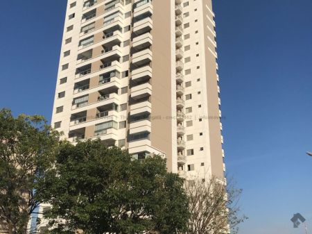 Apartamento em Jardim dos Estados