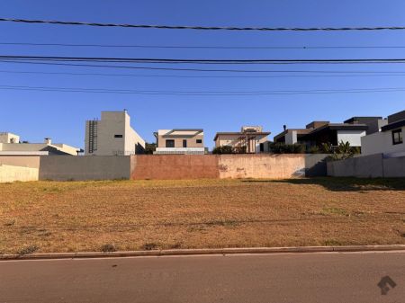Terreno-Condomínio em Residencial Alphaville II