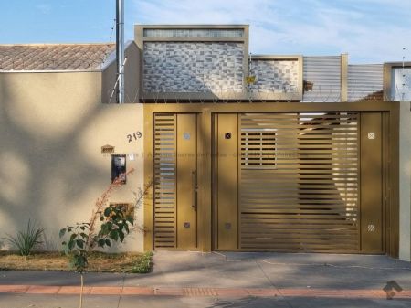 Casa-Térrea em Vila Nasser